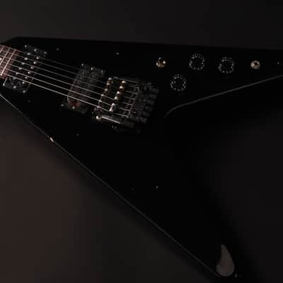 Gibson Flying V 1988 USA – Ebony – Vintage Modified – Shift 2001 Tremolo – Original Case image 8