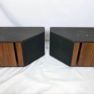 Bose 4.2 Series II Stereo Everywhere Speakers Pair image 1