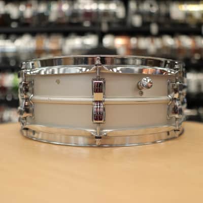 Vintage Late 60s - Early 70s Ludwig 5x14" Acrolite Snare Drum image 4