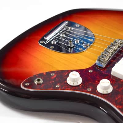 Fender Jazzmaster CIJ 1997 - Three-Tone Sunburst image 6