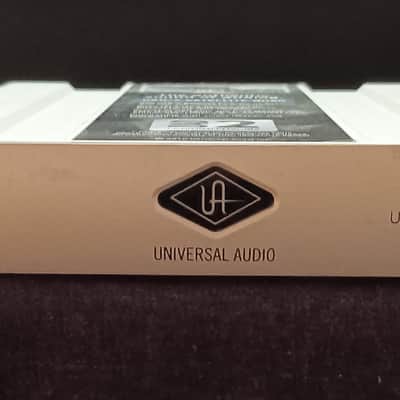 Universal Audio UAD-2 Satellite QUAD Core Firewire DSP Accelerator 2012 - Present - Silver image 2