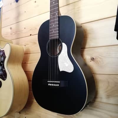 Art & Lutherie Roadhouse Faded Black A/E image 3