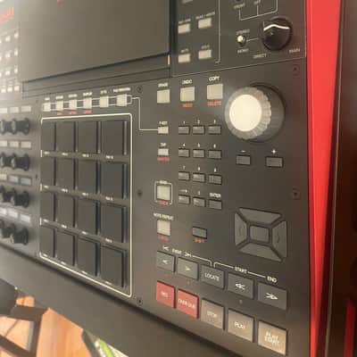 Akai MPC X Standalone Sampler / Sequencer 2017 - Present - Black image 3