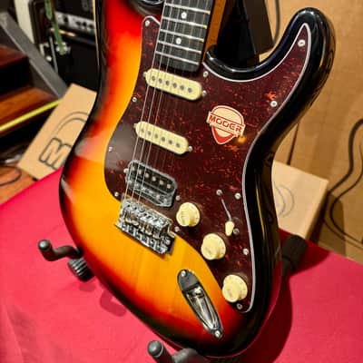 Mooer MSC10 PRO HSS Sunburst  (Tortoise Pickguard) image 6