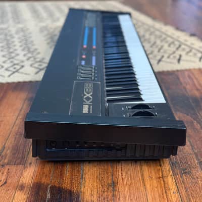 YAMAHA KX88 MIDI Master Keyboard Controller image 6