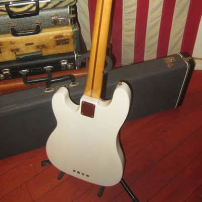 1968 Fender Telecaster Bass Off White image 4