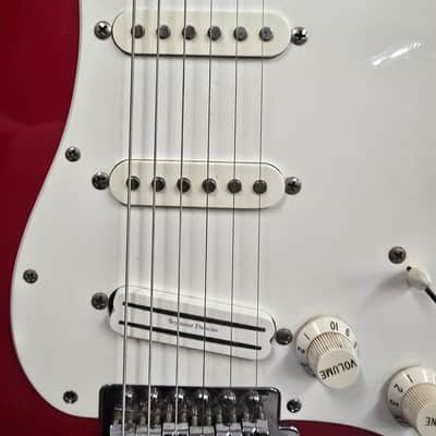 Fender Standard Stratocaster with Vintage Tremolo, Maple Fretboard 1991 - 1997 - Crimson Red Metallic image 7