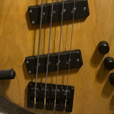 Tom Clement Singlecut 2011 Natural Custom Electric Bass Guitar image 3