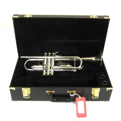 Bach TR200S Silver Plated Bb Trumpet image 4