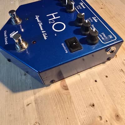 Visual Sound H2O V1 2000s - Blue image 2