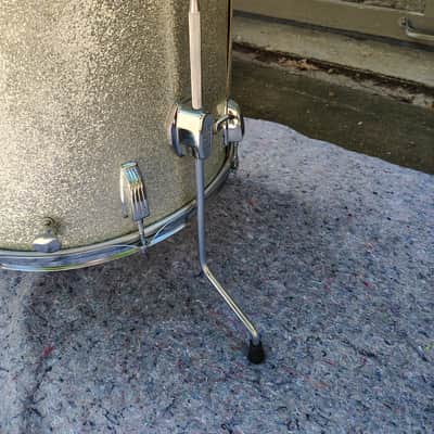 Ludwig 3 Ply 16x16 Floor Tom with Double Mufflers 1970's - Silver Sparkle image 8