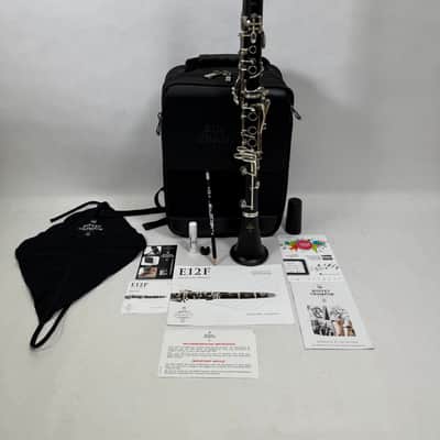 Buffet Crampon E12 Intermediate Bb Clarinet 2010s - Black image 1