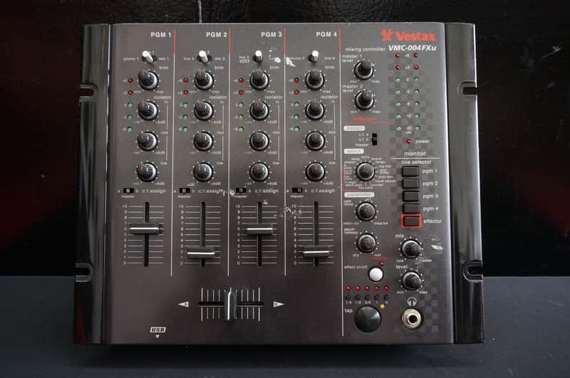 Vestax VMC-004FXu Four Channel Mixing Controller W/ Effects