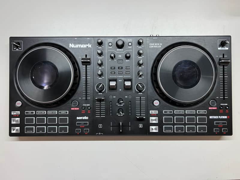 Numark Mixtrack Platinum FX DJ Controller
