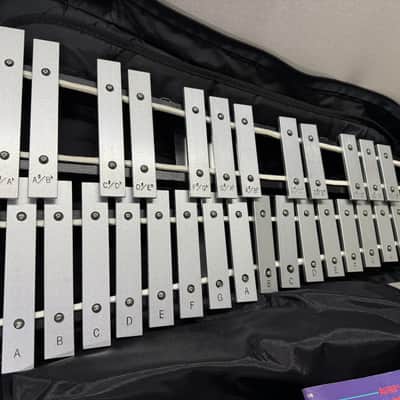 Kaman CB700 Xylophone Percussion 30 Key Glockenspiel Case Drum Pad Complete Set image 2