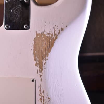 Fender stratocaster 1966 olympic white old refin image 13