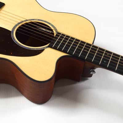 Martin 000C JR-E - Natural image 5