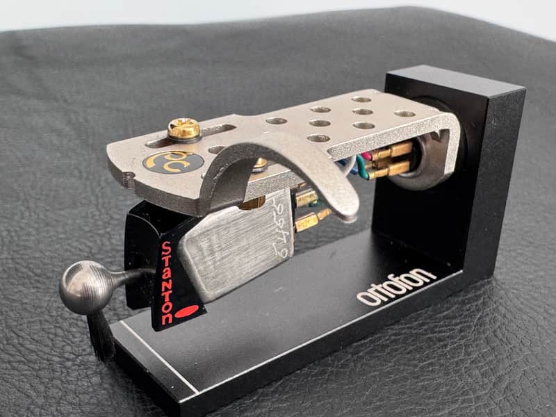 Stanton 681SE Moving Iron Phono Cartridge D6800SE Stylus Pickering Headshell