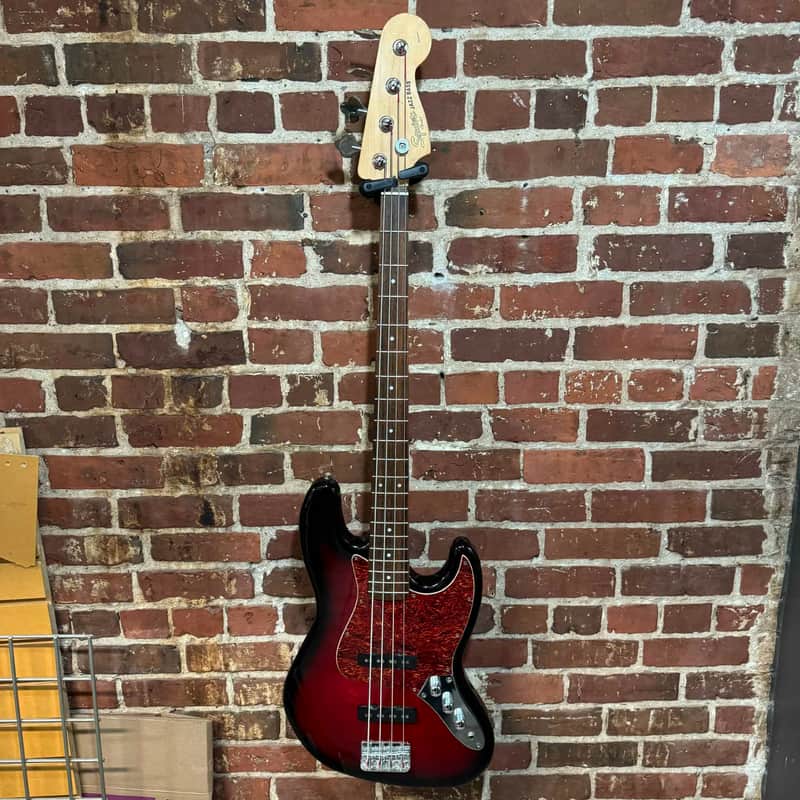 Squier Standard Jazz Bass 2001 - 2010 | Reverb