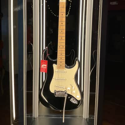 G&L Fullerton Deluxe Legacy with Maple Fretboard Jet Black image 10