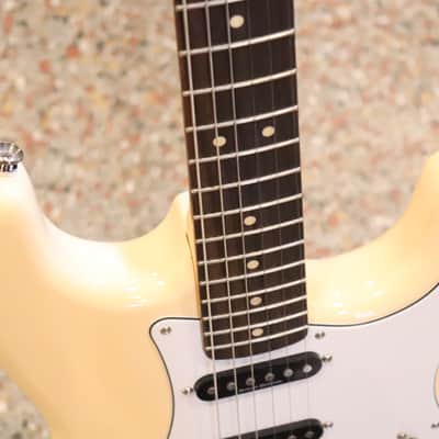 Fender Squier Stratocaster Electric Guitar Classic Vibe Duncan Designed Pick Ups image 5