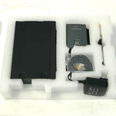 Sennheiser XS Wireless EM10/SK20 Lavalier Microphone System image 11