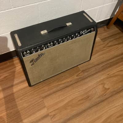 Fender Deluxe Reverb 2-Channel 22-Watt 1x12" Guitar Combo 1966 - Black Panel image 5
