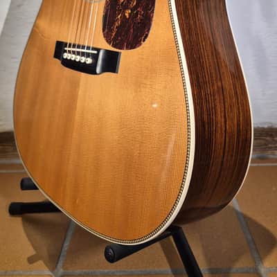 Martin HD-28 2004 image 17