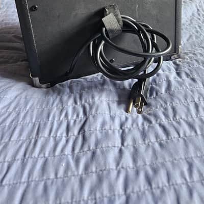 Fender Frontman 10G 10-Watt 1x6" Guitar Practice Amp 2007 - Present - Black image 2