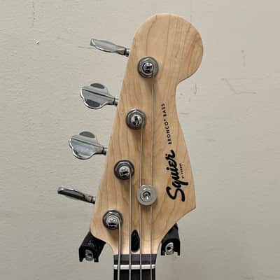 Squier Sonic Bronco Bass Daphne Blue Bild 4