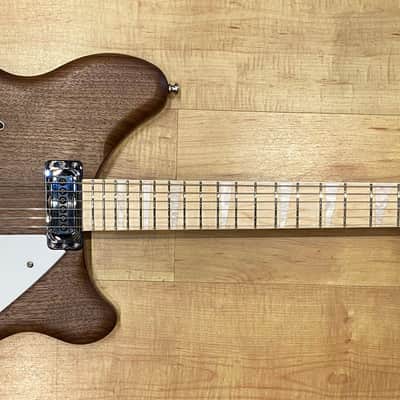 Rickenbacker 360W 6-String Electric Guitar Walnut Bild 2