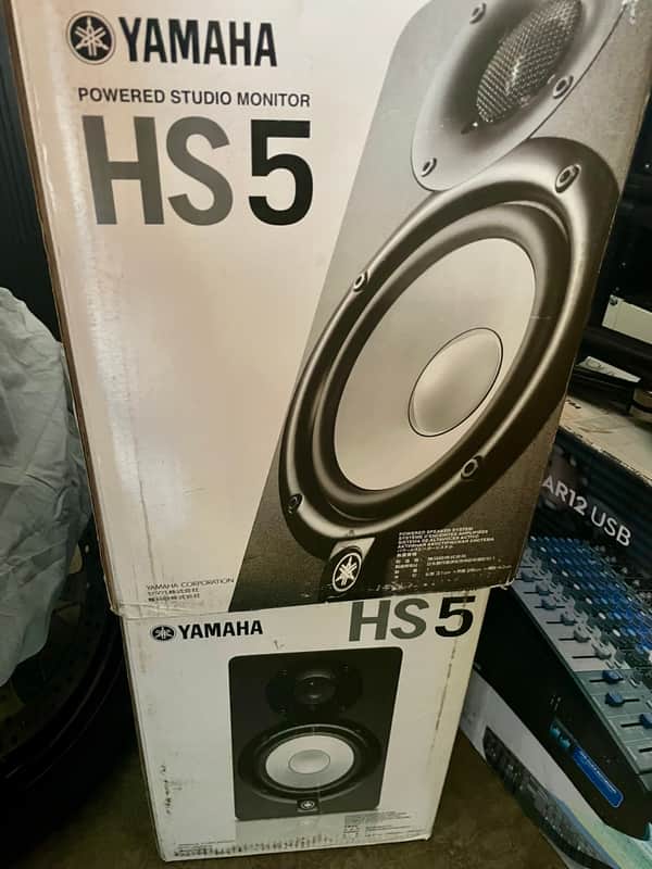 Yamaha HS5 5" Powered Studio Monitor (Pair) 2015 - Present - Black image 1