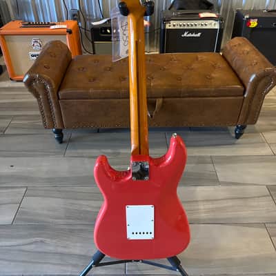 FENDER 1999 50'S CLASSIC SERIES STRATOCASTER CUSTOM FIESTA RED image 12