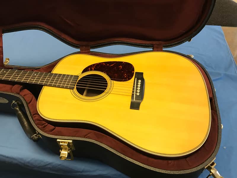 Martin HD28V 2016 Blonde/Brown image 1