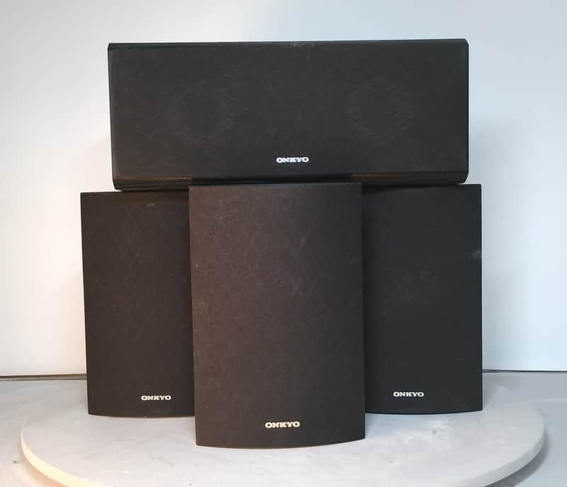 Onkyo SKM-520 Speaker Set 3 Satellite 1 Center Channel Home Audio image 1