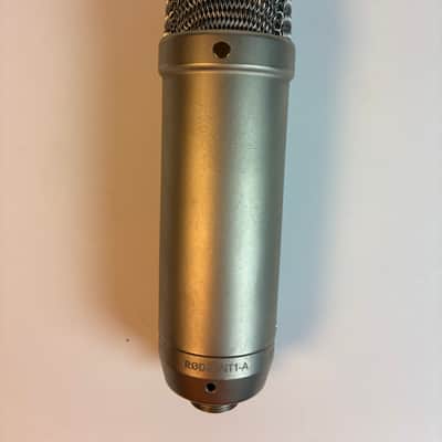 RODE NT1-A Large Diaphragm Cardioid Condenser Microphone image 1