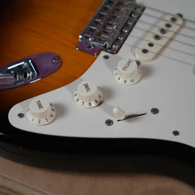 Fender Classic Series 50s Stratocaster (2004) + Fender Deluxe Gig Bag image 8