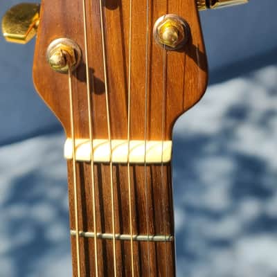 Ovation Adamas II 1981 - Red Reverse Burst Model #1681-2 image 5