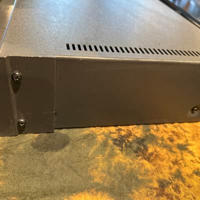 E-MU Systems ESI-32 Rackmount 32-Voice Sampler Workstation 1994 - Black image 5