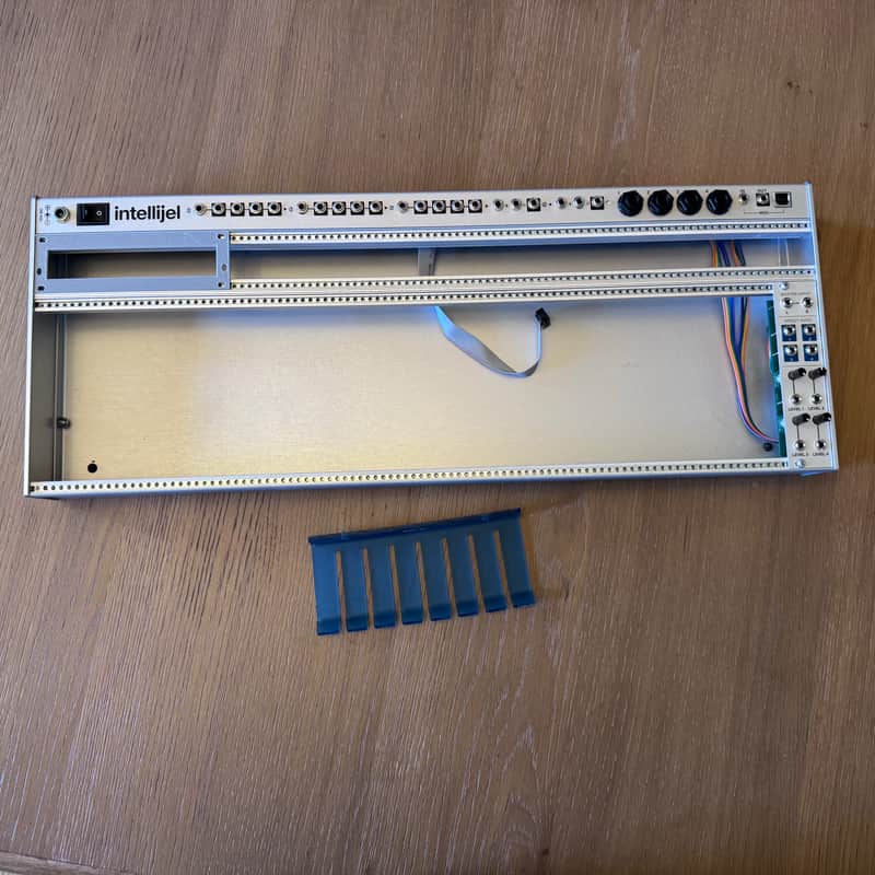 Intellijel 4U 104HP Palette Case