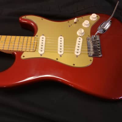Fender 50th Anniversary American Deluxe Strat Candy Apple Red/Gold  2004 Red w/Gold Pickguard & Tweed Hardcase *** FREE SHIPPING *** image 7