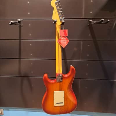 Fender AMERICAN PRO II STRATOCASTER HSS MN SIENNA SUNBURST image 2