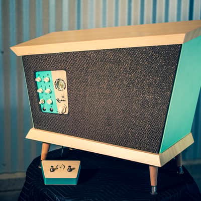 Deluxe Amplification "The Elroy" 15 Watt Handwired Tube Amp image 3