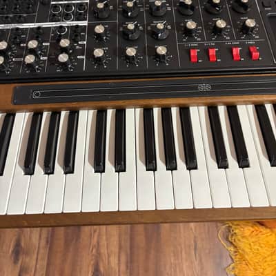 Moog Minimoog Voyager XL 61-Key Monophonic Synthesizer 2010 - Black with Wood Cabinet image 7