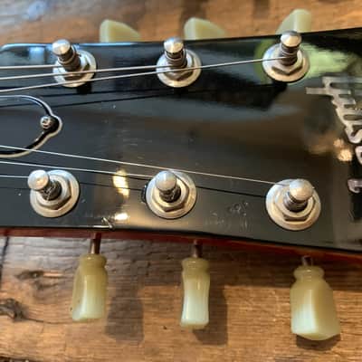 2001 Gibson EDS 1275 - Heritage in Cherry comes with orig. hard shell case image 8