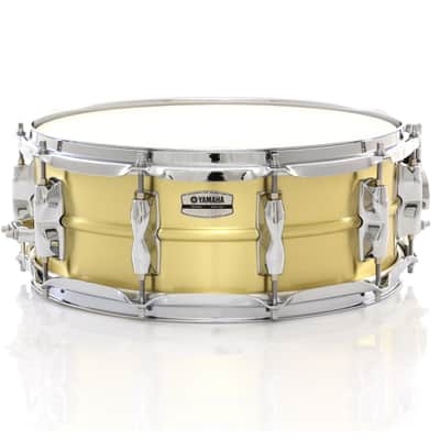 Yamaha 14 x 5.5-Inch Recording Custom Brass Snare Drum image 4