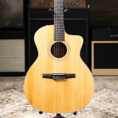 Taylor 214ce-N Nylon Grand Auditorium Acoustic/Electric Guitar with Gig Bag image 3