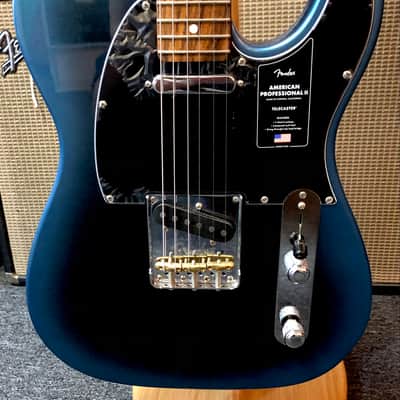 Immagine Fender American Professional II Telecaster with Rosewood Fretboard - Dark Night - 4