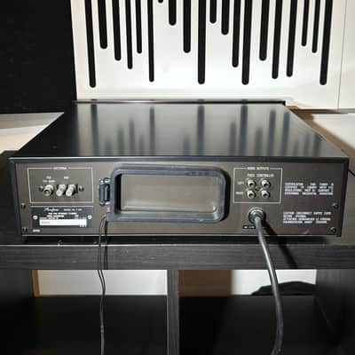 Accuphase T-106 FM AM Stereo Tuner image 6