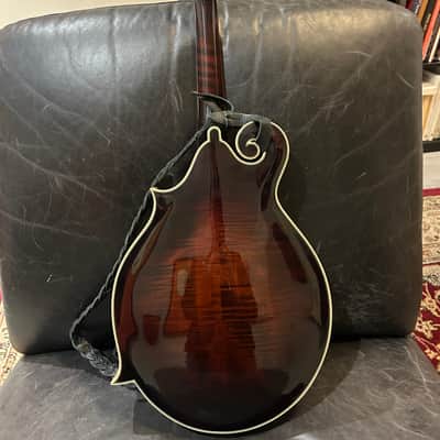 Kentucky KM-855 F Style Bluegrass Mandolin 2012 Deluxe Case Lovely Floral Shell Inlay Head and Neck image 12